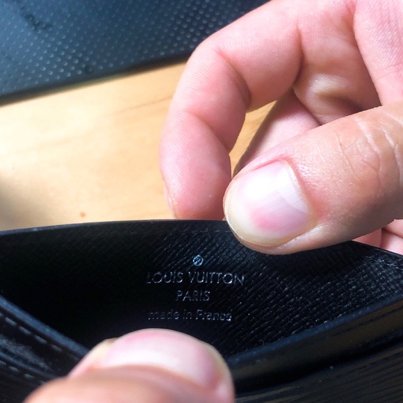 Authentic black LV card holder - Picture 2 of 4
